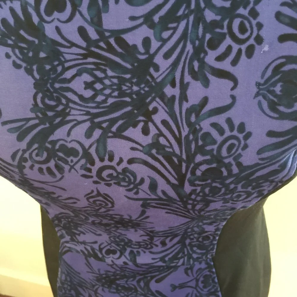 Forever 21 Fitted Black and Purple Sheath Dress Size 6 NWT - Picture 2 of 6